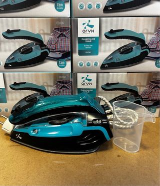Plancha de Viaje Oryx 1100W Teflón