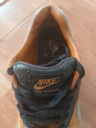 Nike Air Safari Zapatillas Mujer Marrón/Negro
