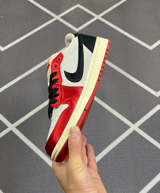 Nike Air Jordan 1 Low Trophy Room