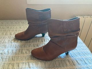 Botines de piel marrones para mujer