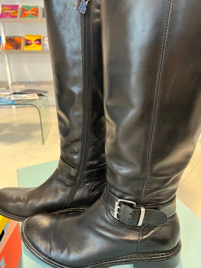 Stivali neri donna tg. 39