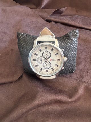 Orologio al quarzo cinturino bianco