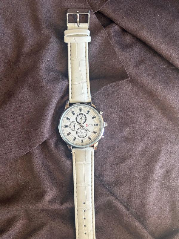 Orologio al quarzo cinturino bianco