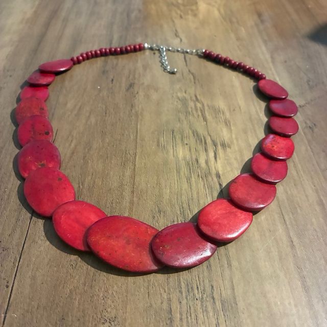 Collar rojo