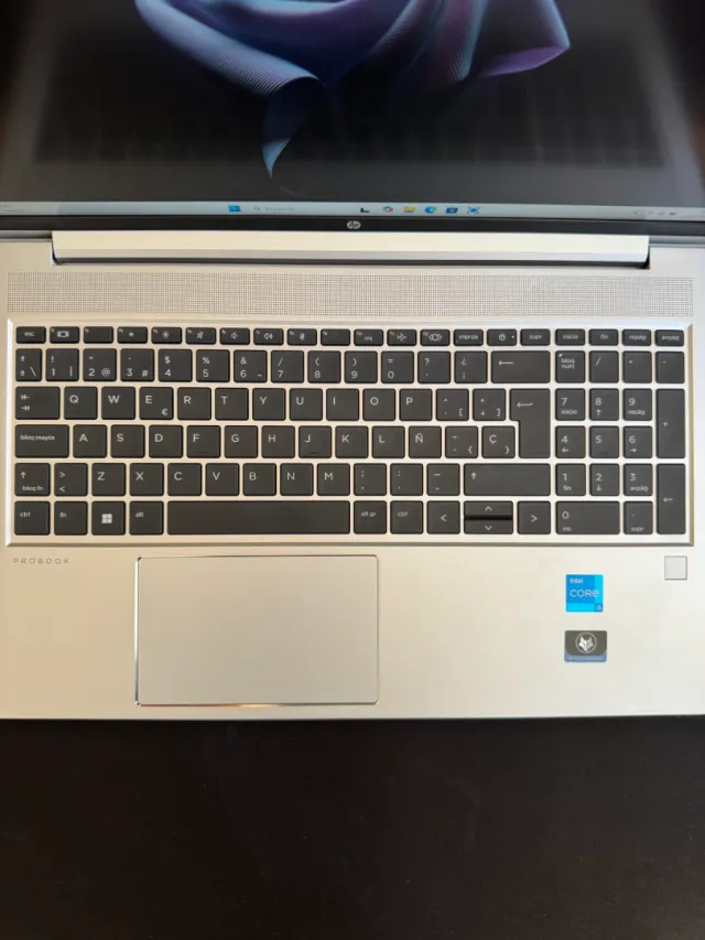 HP ProBook G9 - Como Nuevo