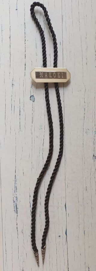 Corbata Bolo Makoki Vintage Metal Dorado