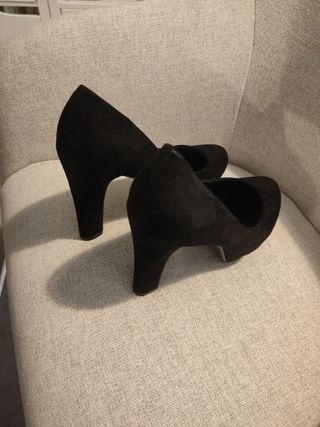 Zapatos de tacón negros talla 39