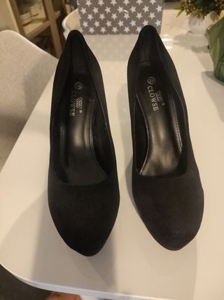 Zapatos de tacón negros talla 39