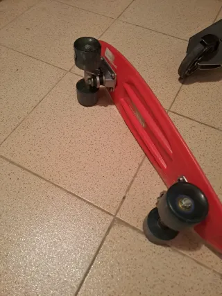 Patineta Roja perfecto para niños 
