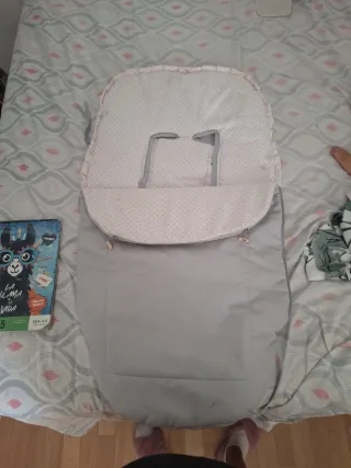 Saco Bebé Bebecar Gris y Blanco