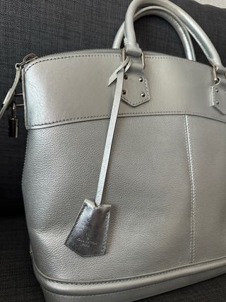 Bolso Louis Vuitton Lockit Plateado