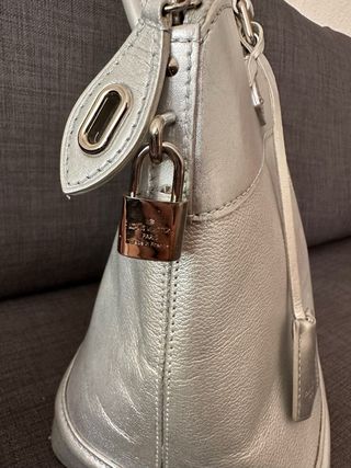 Bolso Louis Vuitton Lockit Plateado