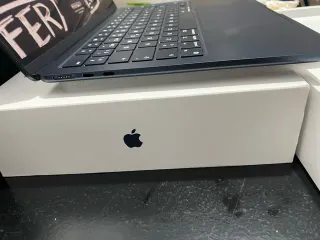 MacBook Air 13 M2 2022 Azul Medianoche
