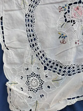 Mantelería Crochet y Punto de Cruz