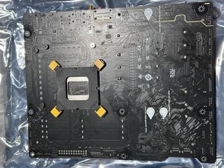 INTEL I5 13600KF CON PLACA BASE 
MSI Z790-P WIFI