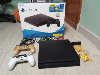 PS4 (PlayStation 4) Slim 1tb+ 2 Mandos + juegos
