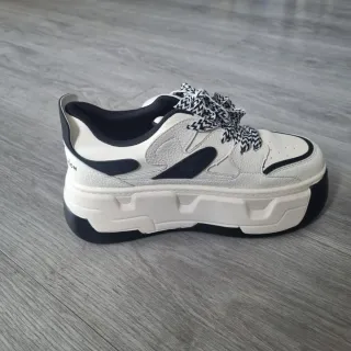 Zapatillas Novkfashion Blancas y Negras para mujer