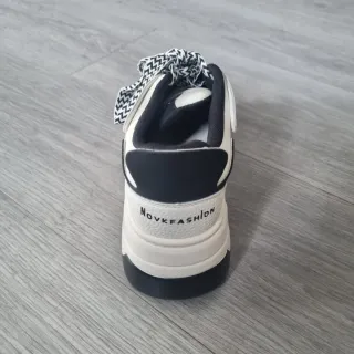 Zapatillas Novkfashion Blancas y Negras para mujer