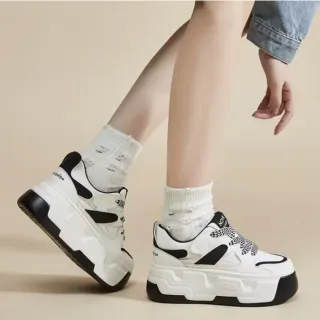 Zapatillas Novkfashion Blancas y Negras para mujer