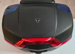 Baúl Triumph Tiger 660 + Soporte