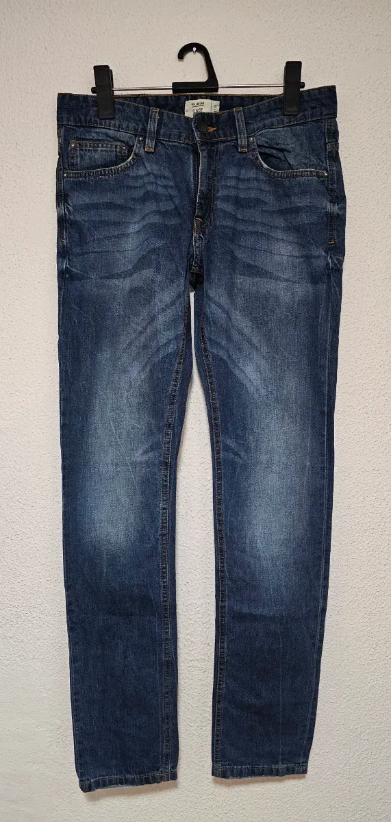 Vaqueros Pull&Bear hombre, talla 42