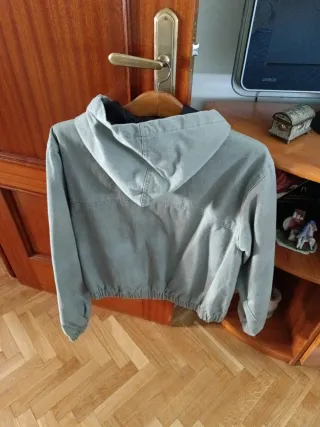 Chaqueta Scuffers Verde Oliva con Capucha