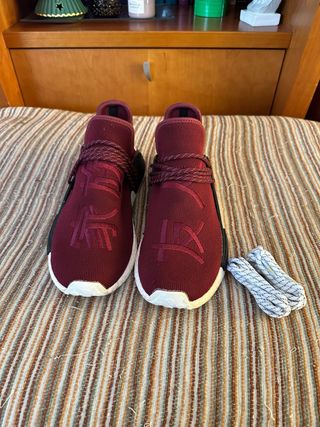 Adidas Human Race Burgundy Talla 42 2/3