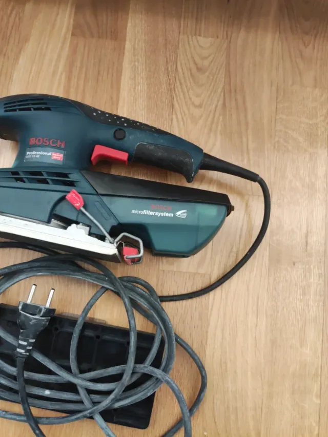 Lijadora Bosch GSS 23 AE