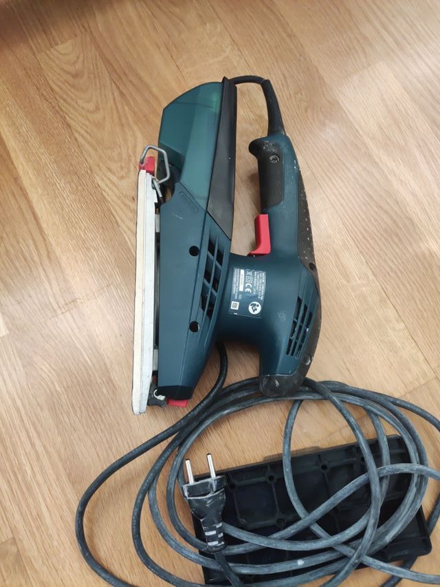 Lijadora Bosch GSS 23 AE