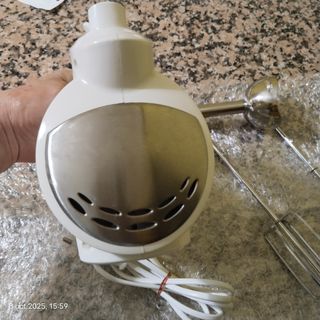 Batidora Jata 400W con Accesorios