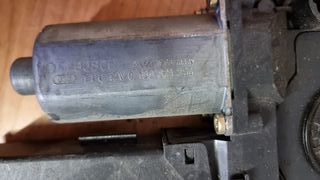 MOTOR ELEVALUNAS DELANTERO DERECHO AUDI A4 2004