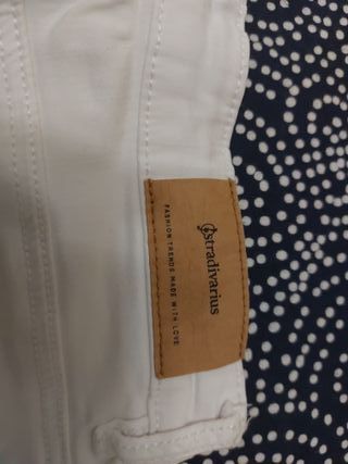 Pantalón vaquero blanco