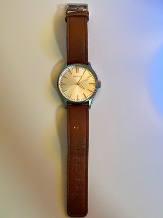 Reloj Skyline Correa Marrón y Esfera Plateada