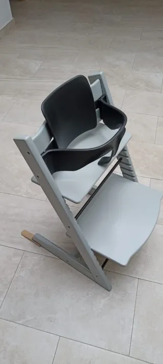 Silla Stokke Tripp Trapp gris