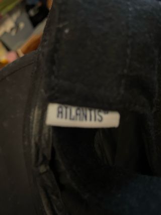 Gorra de paño negra