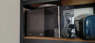 Microondas Whirlpool Negro
