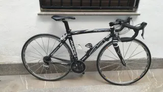 Bicicleta de carretera negra MMR talla S
