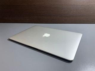 MacBook Air core i5