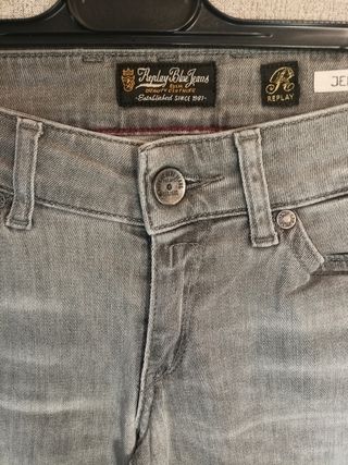 Replay Vintage Women’s Jeans – Low Waist Slim Fit 