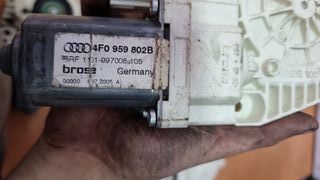MOTOR ELEVALUNAS DELANTERO DERECHO AUDI A6 2007