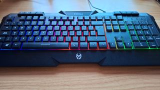 Pack Gaming Krom: Teclado, Ratón y Alfombrilla