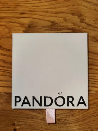 Pulsera Pandora sin estrenar en su caja original