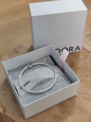 Pulsera Pandora sin estrenar en su caja original