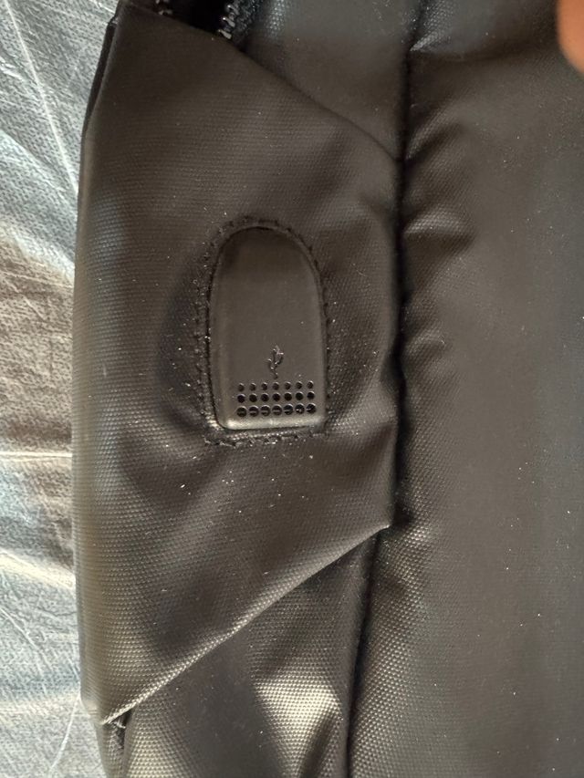 Mochila Lenovo Polipiel Negra