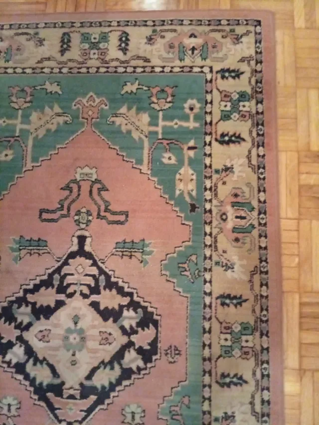 Alfombra estilo oriental rosa y verde