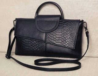 Bolso de mano y hombro tipo cartera