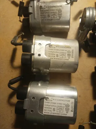 Capacitores Microondas Varios
