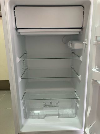 Mini nevera OK. OFK 181 E W