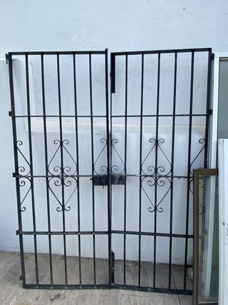 Reja de hierro forjado