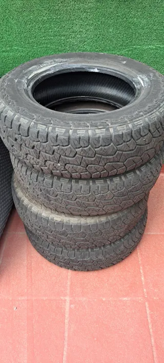 Neumáticos Mixtos All Terrain 205/70 R15